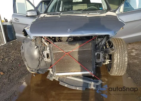 2013 Mercedes-Benz Ml 350 4Matic z USA, uszkodzony, nr VIN 4JGDA5HB9DA241455